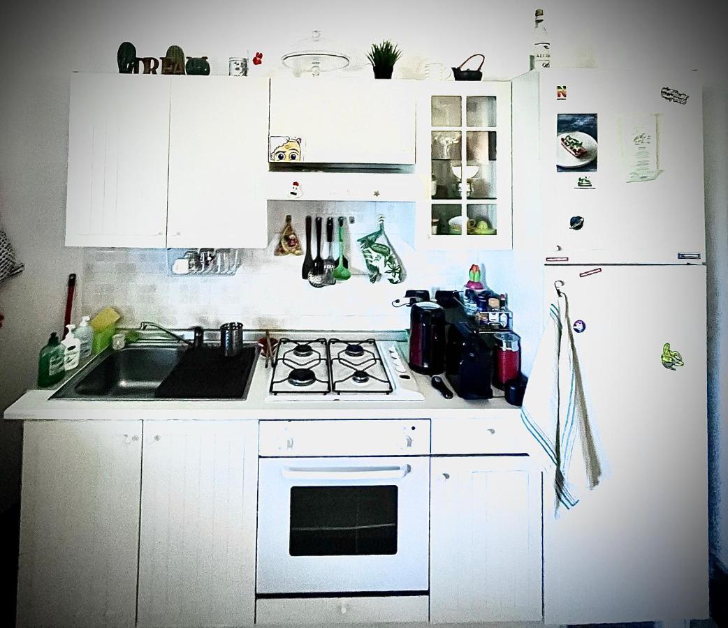 Cozy 55-M2 Flat Close To The Countryside In 나르니 외부 사진